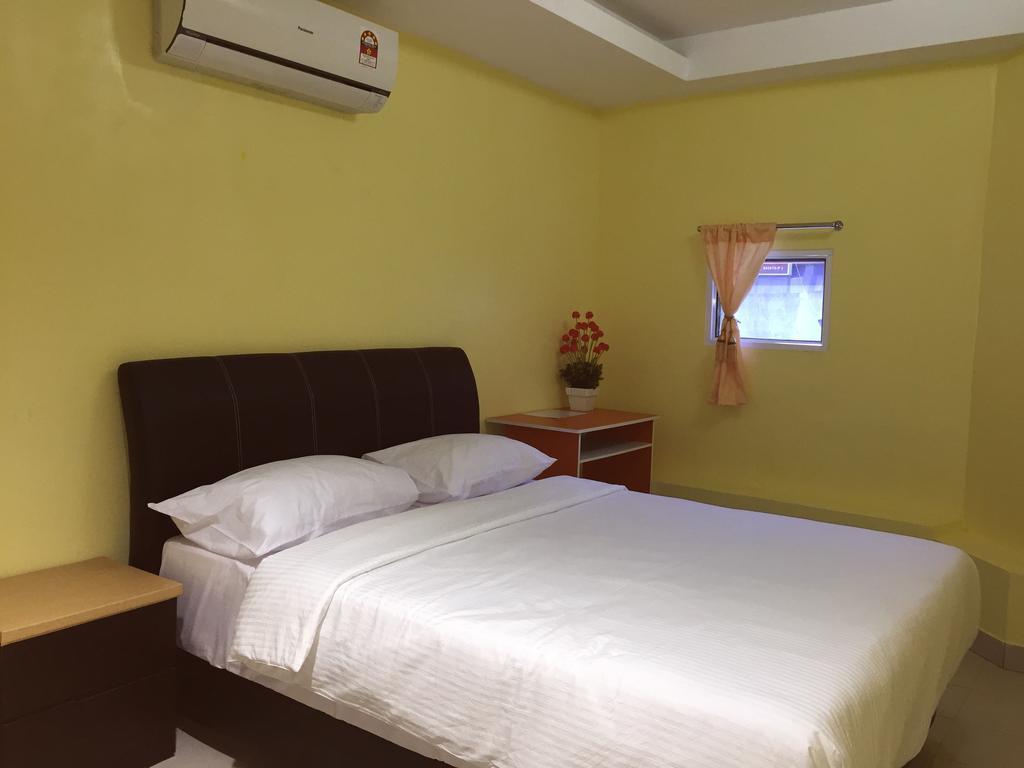 Miri Budget Inn Экстерьер фото